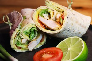 Wraps de poulet croustillant: recette facile