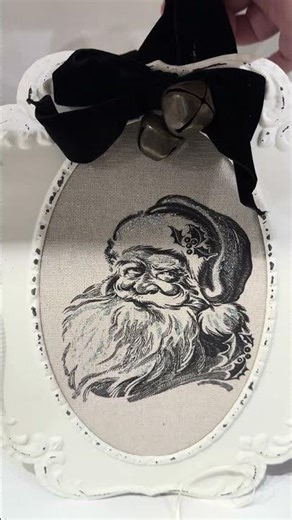 Raz 12" Santa Embossed Christmas Wall Sign 4521347