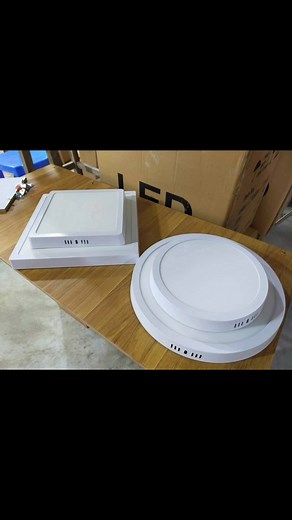 Đầu tuần chúc quý khách: 💡 Việc sáng suốt như chip LED 💡 Tài lộc sáng đều không chớp 💡 Cuộc sống sáng lung linh như đèn mới về kho 😄 | Dung Sunix Lighting