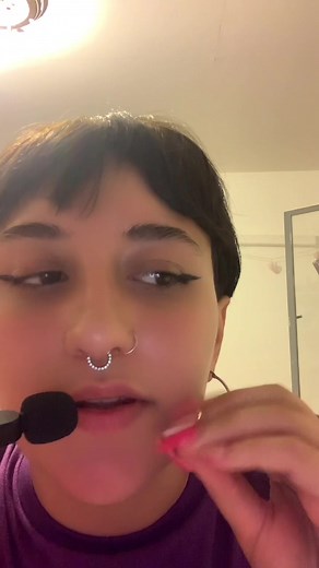 Relájate con ASMR de Lucia Rossi y los Mouse