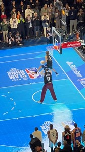 @macmcclung37 dunking over @shaq ! 2024 NBA DUNK CHAMPION 👏🏻 #dunkelite | Dunk Elite