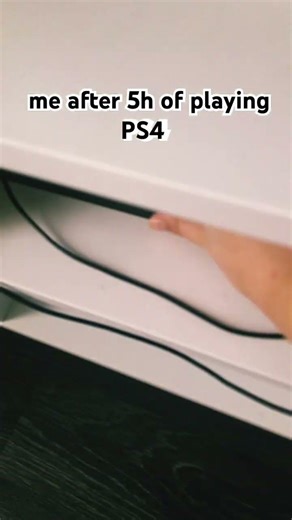 Me after 5h of playing PS4