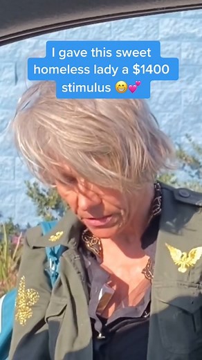 I gave this sweet homeless lady a $1400 stimulus #stimulus #giveback #ShowerWithMoxie #ufosky | US Breaking News Now