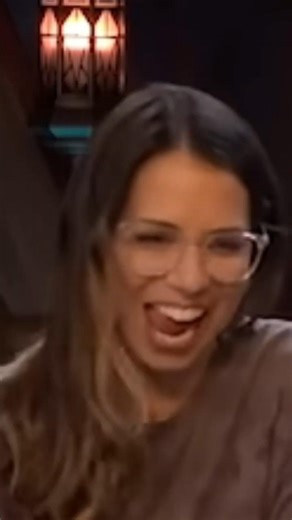 LAURA BAILEY BEING CHEEKY ABOUT THE PULLOUT