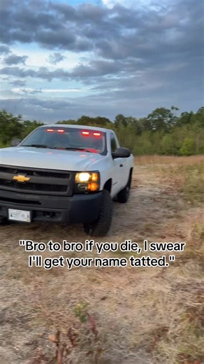 dylan💀 (@uhhhdyl)’s video of tattoo