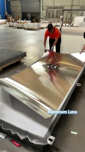 Come on and see how the honeycomb panel is made of aluminum