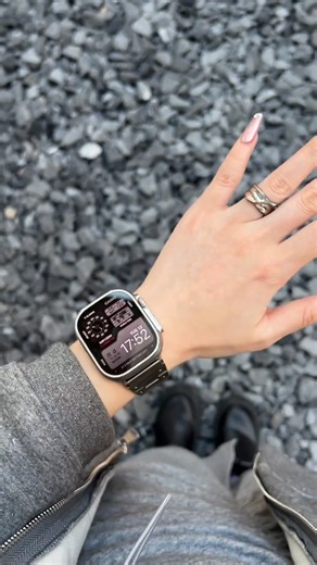 HK9 Ultra 1: Luxury Add On bundle - The Ultimate Android Spy on Your Wrist (Upgraded 32GB ROM!) #SecretAgentStatus Rs. 10500/- Become the ultimate undercover agent with the HK9 Ultra 1 smartwatch! This powerhouse boasts a built-in SIM card, full Android capabilities, and features designed for discretion: Crystal Clear AMOLED Display: See everything in stunning detail, even in low-light situations. ️ Effortless Calls & Texts: Stay connected on-the-go, without ever pulling out your phone. Android 