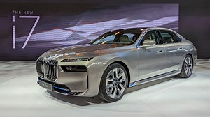 BMW i7: Der rein elektrische 7er ist ein Kino auf Rädern
