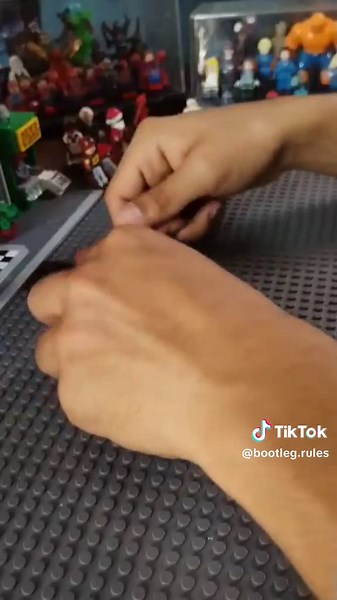 Agarrense por que nos visita CAPTAIN DEADPOOL Esta variante no la tiene ni #Marvel Studios, solo aquí en Bootleg RULES! 💪🏼😎 #fyp #deadpool #marvelstudios #mcu #captainamerica #america #bootleg #reviewlamdep #4upage #super #cinematic