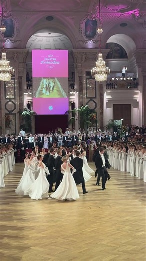 Wiener Walzer Formation - Elmayer Kränzchen 2026 #viennesewaltz #vienneseball