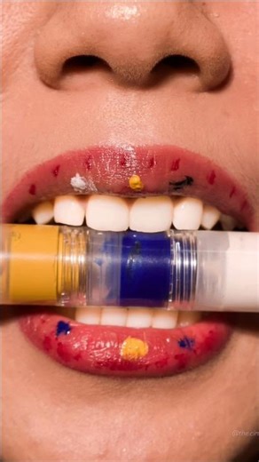 Multi-colored lipstick in one? COUNT ME IN (from Instabeaute)