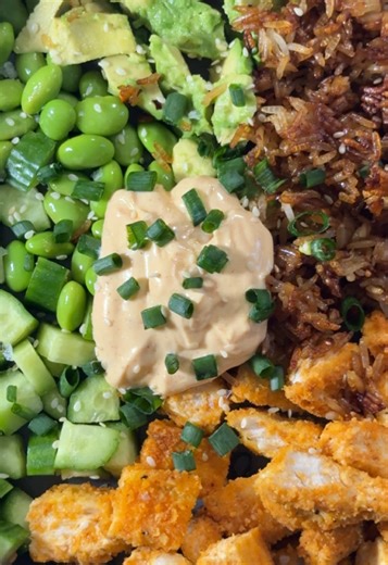 a fun week night dinner switch up 🫛🥑🥒 #dinnerideas #easyrecipe #chickenrecipe