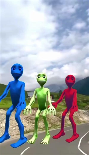 Big alien chase T-rex chasingpart-70#sorts #alien#YouTube#alien #alien#dinner