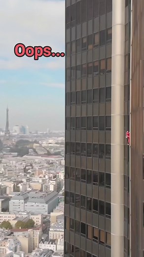 Escalade de la tour Montparnasse à 60 piges . Une escalade assé facile mais qui reste physique à mon age . #climbinginspiration #escalade #freesolo #climbing | Alain Robert