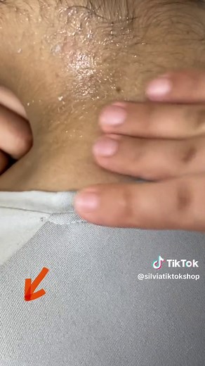 Quarxery Purifying Enzymes Exfoliating Gel - Best Face and Body Exfoliator