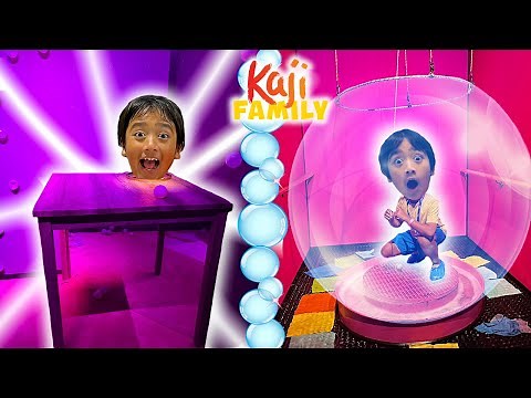 Ryan & Family Visit BUBBLE WORLD and Made LIFE SIZE Bubbles!