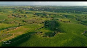 "Die Wüste und Einöde wird frohlocken, und die Steppe wird jubeln und wird blühen wie die Lilien. Sie wird blühen und jubeln in aller Lust und Freude." Jesaja 35: 1-2 Es ist Frühling in Israel! 🎥 AirWorks | Auf Jesu Spuren im Heiligen Land