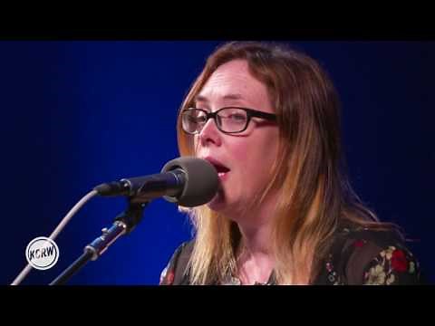 Slowdive performing "Sugar For The Pill" Live on KCRW