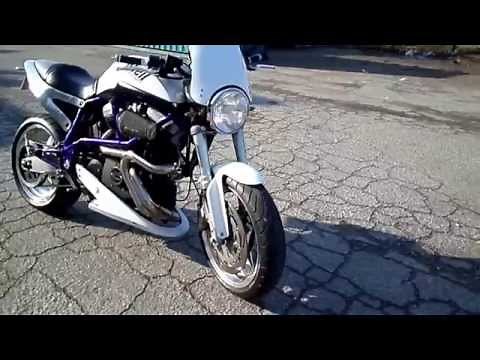 Buell X1, HSR42 carburetor, Vances & Hines SS2R exhaust