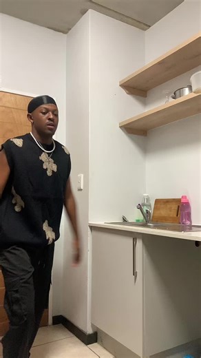 Zulu Dance Challenge Hits South Africa | Amapiano Madness 🔥🇿🇦