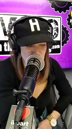 Clara thinks her husband Lincoln is cheating with an intern he recently hired. Since the intern joined his company, he’s been going on many late-night work outings, happy hours, and spending much more time with coworkers than usual. The show calls Lincoln, to offer him a dozen free roses to any person of him choice, to see where he sends them, to try and catch him cheating Listen to the full segment : https://www.iheart.com/podcast/513-mojo-in-the-morning-26584025/episode/war-of-the-roses-pt-1-t