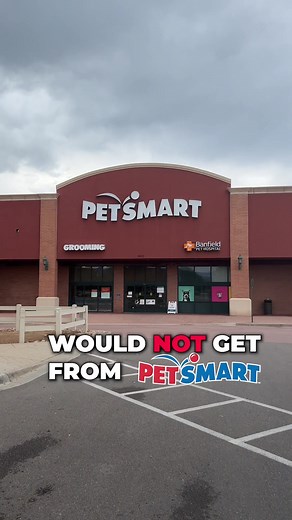 What are your favorite pet finds at PetSmart? 👀🐾 #thebkpets #petsmart #petproducts #dogfood #catfood #dogtreats #cattreats