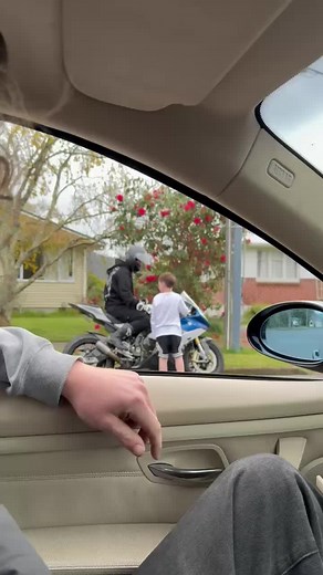 BMW S1000RR Motorcycle Performance Insights