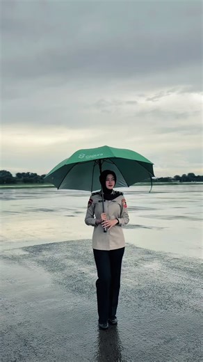 Terbang Menggunakan Pesawat Bersama Flyavia