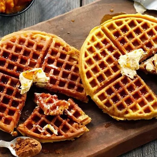 Pumpkin Waffles - Lexi's Clean Kitchen