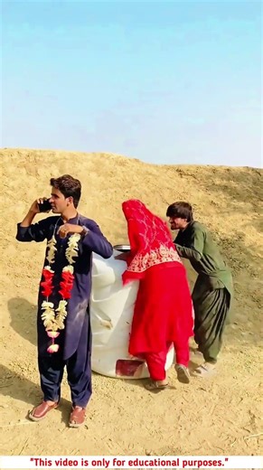 Building Wooden Log Cabin in Forest 🎄🎈 | Survival House Step by Step "9 #shorts #facts