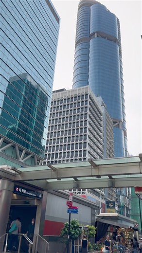 Street View of Mong Kok, Hong Kong#MongKok #HongKongTravel #HongKongStreet
