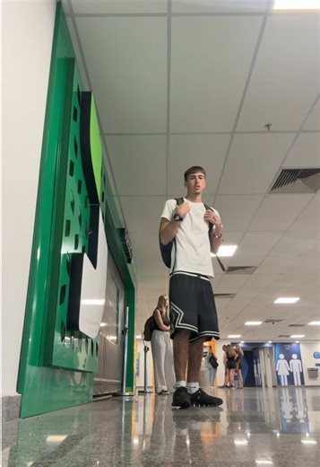 Os vídeos de user8427364951 (@user8427364951) com original sound - ksuuvi