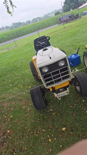 R&T#cubcadet #fyp #internationalharvester #gardentractor