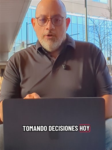 Ellos compran oro. A ti te dicen que ahorres en papel. No es coincidencia. El dinero pierde valor. Los activos no. El 2026 no espera. Comenta ACTIVOS. #ahorronoesinversion #ActivosReales #ProtegeTuDinero #InversionInteligente #EducacionFinanciera
