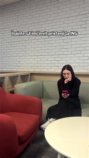 Win-win. 🤝 Pentru fiecare prieten care devine client ING la recomandarea ta și face o plată cu cardul, tu primești 100 de lei, iar ei au 10% cashback la cumpărături în primele 3 luni. 🤫 Hai în Home'Bank să afli mai multe detalii.