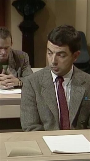 Mr Bean prepares for the worst case scenario, always😂🖋️ #funny #mrbean