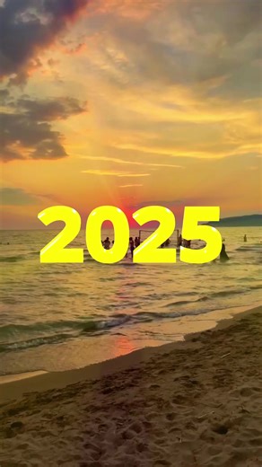 Das Jugendreisen Jahr 2025 geht zu Ende....aber wir haben noch ein kleines Recap für euch 💛 Wie war euer Jahr 2025 auf Jugendreise? Benutzt den Sound und markiert uns 💛🫡 #jugendreise #sogehtjugendreisen #recap #jugendreisebuchen #sommer2025