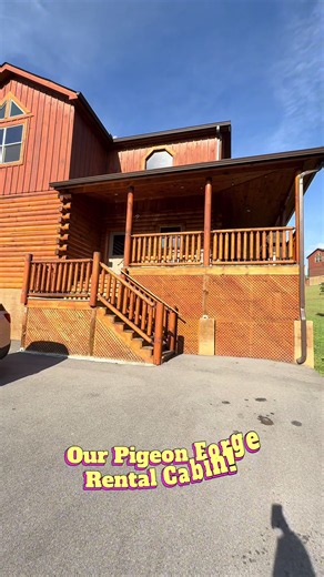 Our rental cabin was absolutely perfect for our girls trip! So close to everything and so spacious! #airbnb #gatlinburg #pigeonforge #girlstrip #smokymountains
