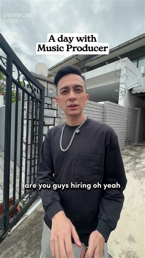 Sat down with the founder of MFMF Music🎶—the brains behind some of the tracks you’ve definitely heard. We talked about how it all started, the struggle phase, and what it really takes to make it in music. Plus, I got to jump into the studio myself—recording, experimenting, and realising making music is no joke 😅 Different world, mad respect Full story in the reel. Watch till the end & tell me—would you try making music if you had the chance? 🎧🔥 #mfmfmusic #malaysiamusic #tiktok #fyp