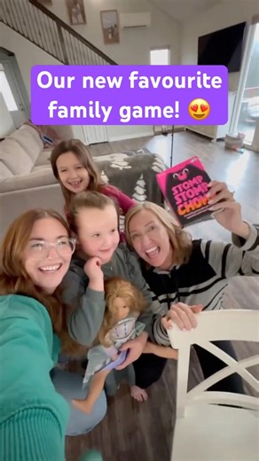 need a new family game? check out Stomp Stomp Chomp! 🐻 #stompstompchomp #familygames #eastergames