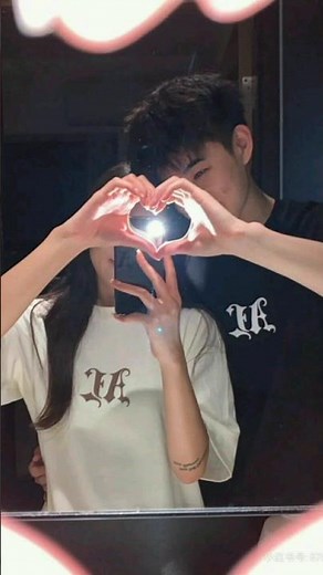 Valentines day couple pose💕 #love #couple #couplepose #boylook #girlphoto #snapchat #dpphoto #ilu