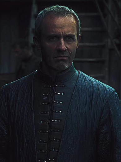 Stannis the Mannis 😎 #gameofthrones #asoiaf #stannisbaratheon #stannisthemannis #daenerystargaryen #jonsnow #motherofdragons #theprincethatwaspromised