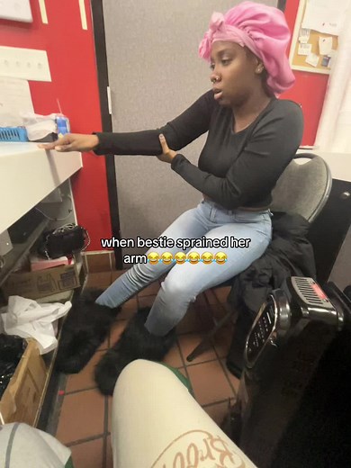 Best Friend's Injury: A Dramatic Moment