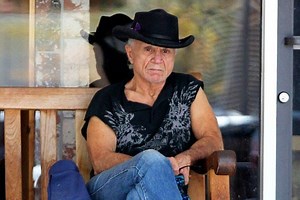 Know Facts On Actor Robert Blake's Kids - Where Are They And What Do They Do? | eCelebrityMirror