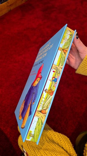 siobhan 🏴󠁧󠁢󠁳󠁣󠁴󠁿 on Instagram: "Finally able to share 🥳 Happy birthday weekend to the person who messaged me about cake and I've never been able to get rid of her 😜 The amazing human who I never knew I needed in my life like I need air. Who not only accepts my dark and twisty side but embraces it with enthusiasm, and accepts me for everything I am with no exceptions. The person who I feel safe to be my whole self around 😌 I've never been more grateful for someone to drop me a message ab