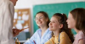 Co to jest epitet klasa 4 – wyjaśnienie, przykłady i ćwiczenia