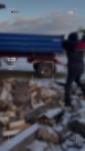 Chopping Wood in Winter: A Step-by-Step Guide