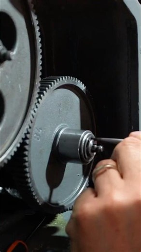 Weiler Matador Lathe – Control Rod, Clutch Fine Tuning
