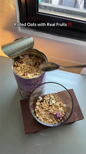 Rolled oats with real fruits healthy breakfast
