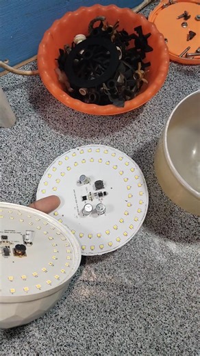 Review of super cheap cheap LED lamp PCB